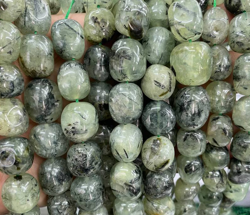Бусины Пренит гладкий глянцевый размер 11*13мм натуральный камень Зеленый